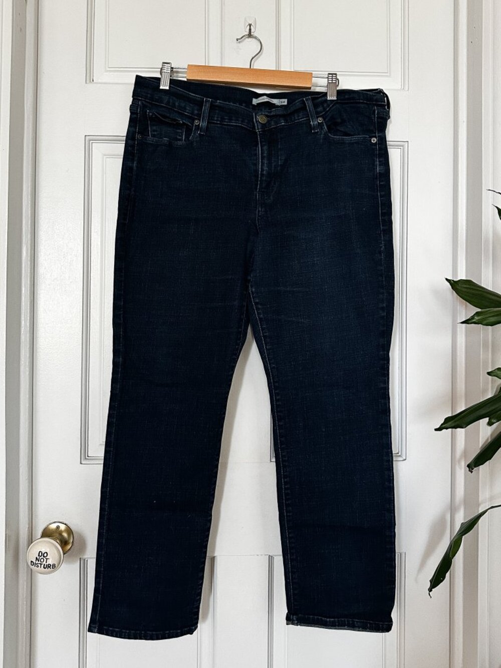 Levi's Classic Straight Dark Wash Stretch Jeans Size 16W